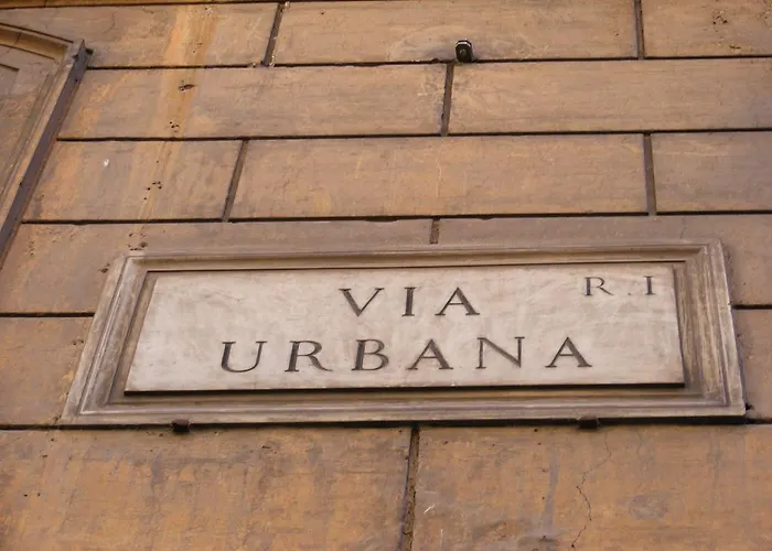 Urbana Гостевой дом Рим